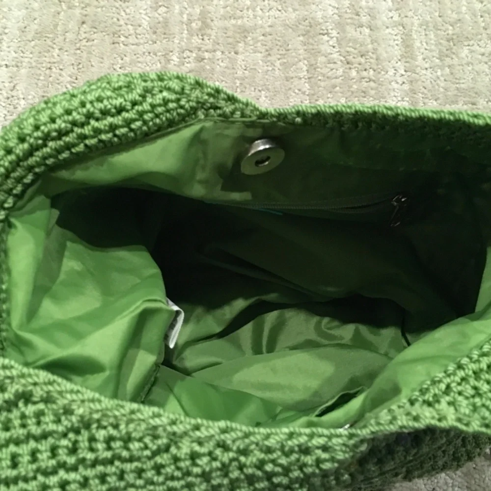 The Sak Vtg Green Sequin Crochet Shoulder Bag with Removeable Bag Fruit Charm - Picture 7 of 11